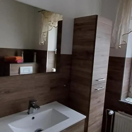 Neu! Brandy Apartmán *