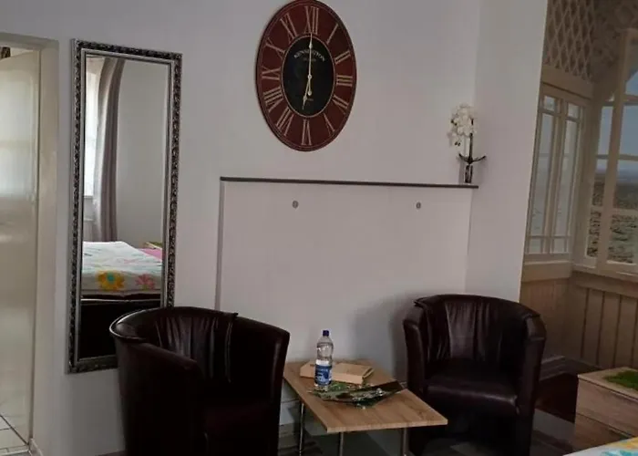 Neu! Brandy 巴德马斯考